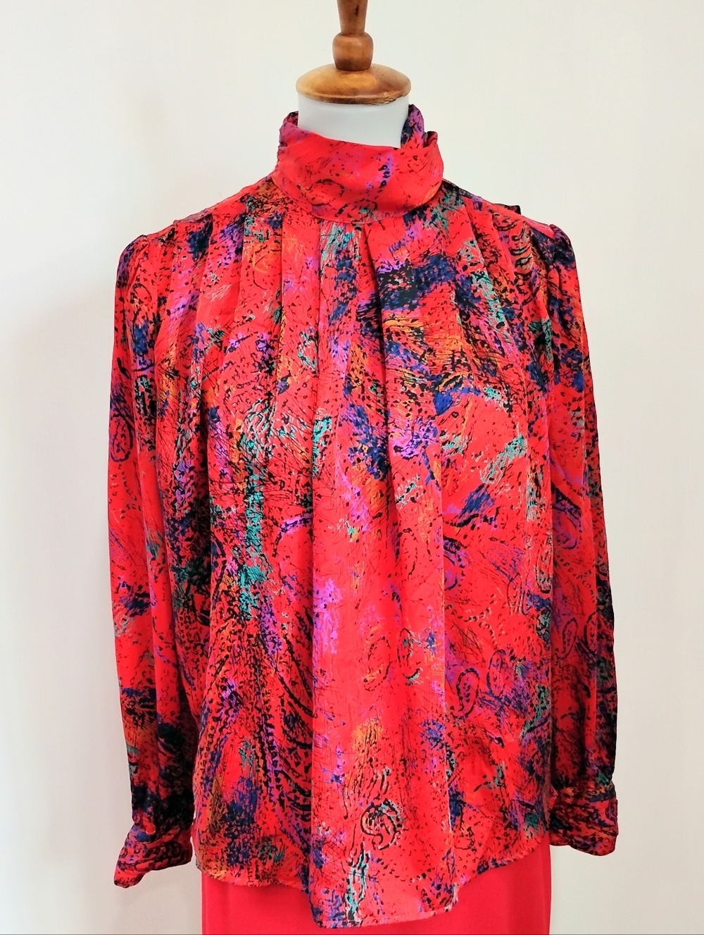VINTAGE VOLUMINOUS TESS BLOUSE